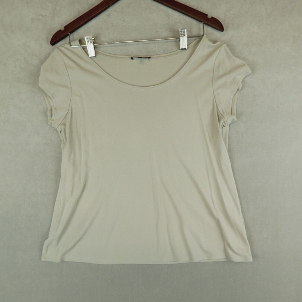 Eileen Fisher Shirt 100% Silk Jersey Short Sleeve Scoop Neck Tee Beige Classic